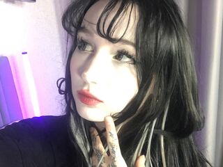 camgirl masturbating with vibrator EllisCuty