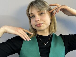 closeup pussy web cam EmelineBurrough