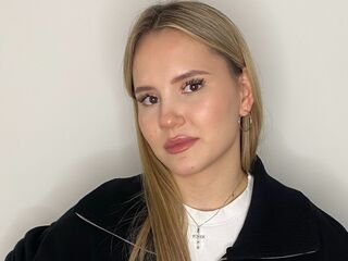 free chat room EmeritaParra