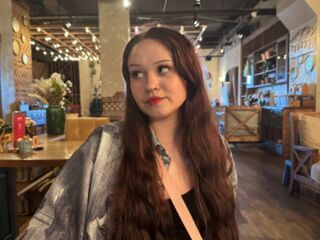 sex show EmilyGreek