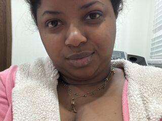 fingering cam girl EmilyQuezada