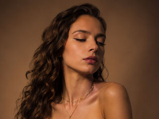 camgirl chatroom FranLeveille
