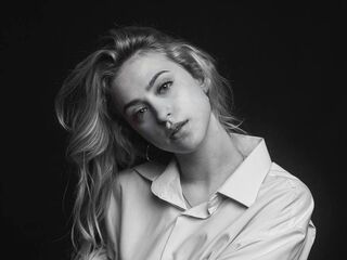 kinky webcam show GwynethHibbits