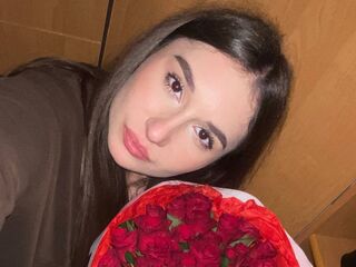 camslut topless HesterWarhol