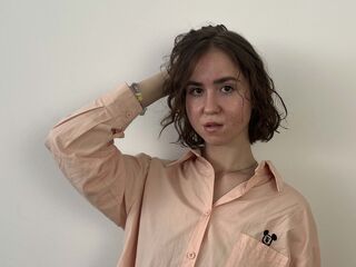adult liveshow HilaryGanfield