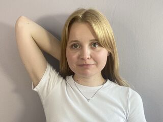 camgirl video chat room HolliSom