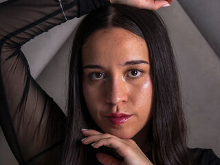 web cam show IrysMontiel