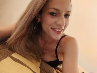 video IsaaBella