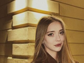 naked webcamgirl video IvaBusack