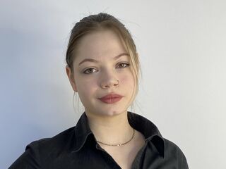 extreme webcam JanuaryBuswell