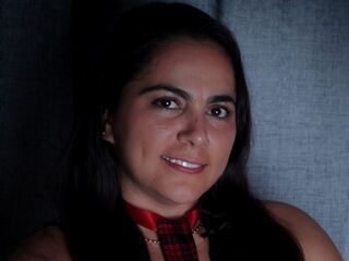 cam girl masturbating with dildo JasminVerona