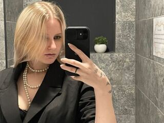 porn webcam picture JenaeMcquillen