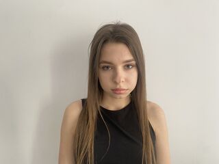 naked girl with webcam masturbating with dildo JessFreemen