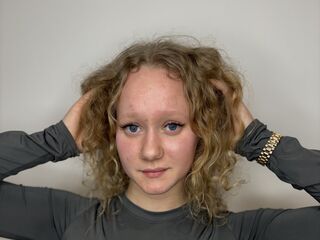 webcamgirl JoieBrunson