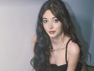 camgirl playing with dildo JulieStars