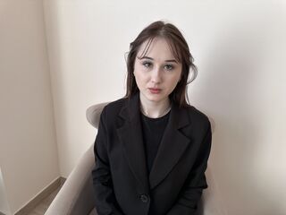 naked girl with webcam masturbating JulietVeis