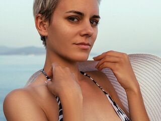 live sex cam JuliyaMoon