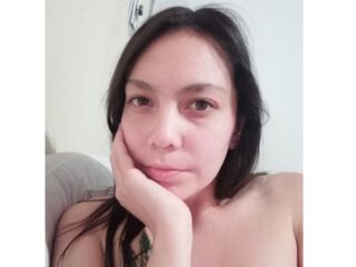 girl KarlaGoldens