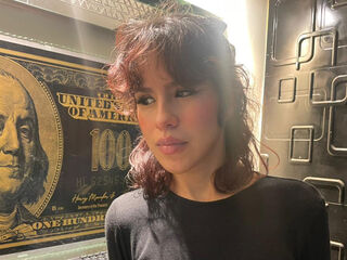 camslut topless KatieSanz