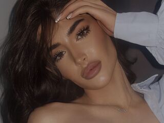 cam girl showing tits KayonaEvans