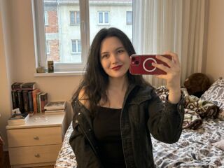 cam girl cam KeliCollymore