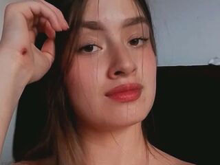 naughty cam girl masturbating KendalCortes