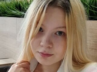 cam girl spreading pussy KendraBliss