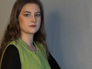 naughty camgirl fingering pussy KerryDargan