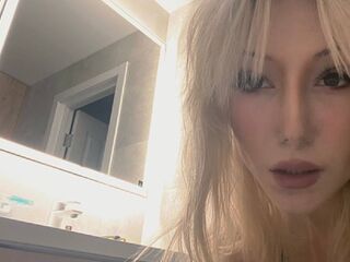 camslut fingering wet pussy KristiiLake