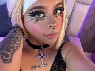 free chat room KylieBaker