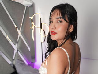 camgirl playing with sex toy KylieWes