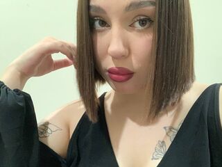 naked camgirl masturbating KylieeAngel