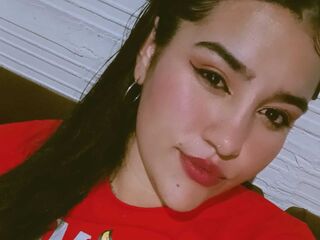 camwhore masturbating with sextoy LausConnor