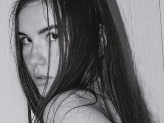 fingering webcamgirl LilyMartinnes