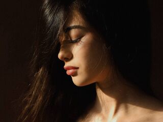 naked girl with webcam fingering LisaColee