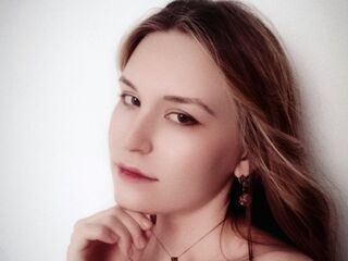 naked cam girl masturbating with vibrator LoryDieckman