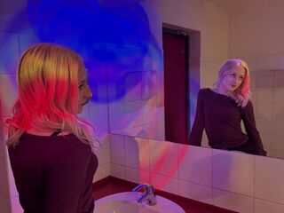 erotic webcam picture LucilleWiste