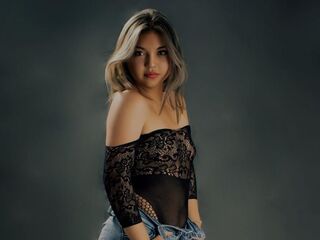 camslut webcam video LupitaElizondo
