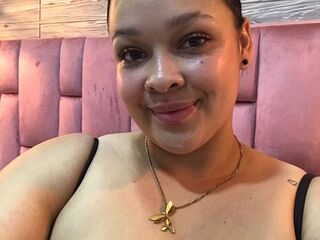 camgirl showing tits MacaOlson