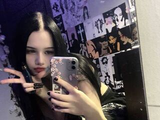 cam girl playing with dildo MaishaHanawalt