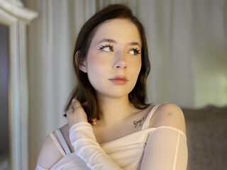 cam girl masturbating with vibrator MarryBaff