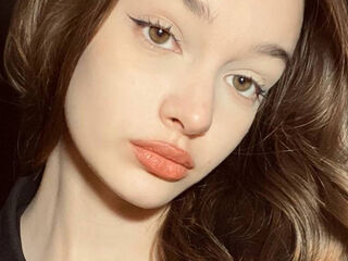 webcam girl chat room MarshallBushee