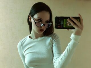 camwhore shaved pussy MeganDendy