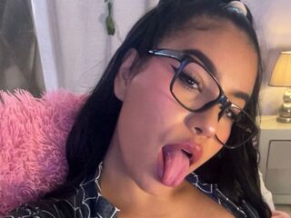 sexchat MihaCameron