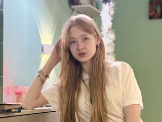 chat room webcam photo MinnieTallacksen
