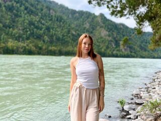 masturbating cam girl MissMeo
