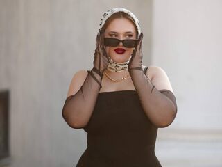 naughty cam girl fingering pussy MonicaVivaldi