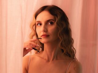 sexy webcamgirl MoonSeraphine