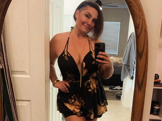 girl showing pussy MysticWinters