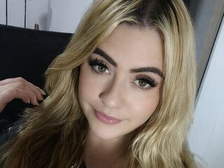 naked girl with live cam NatalieBrooks